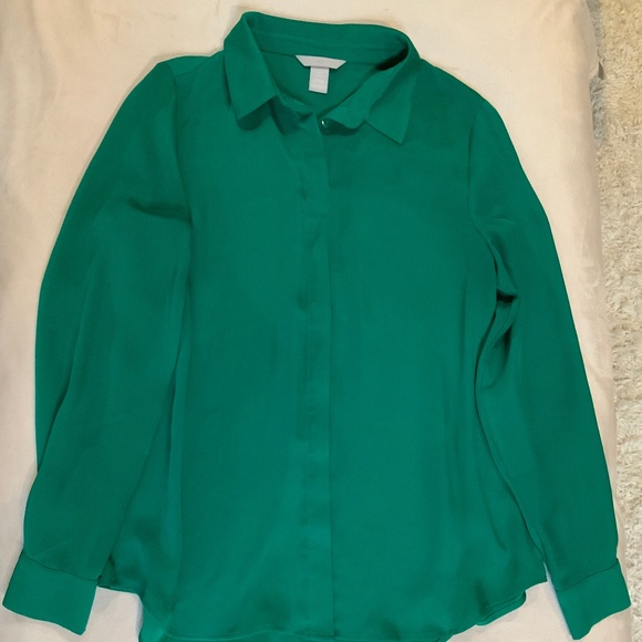 H&M Tops - H&M Green Long Sleeve Sz 8 Shirt
